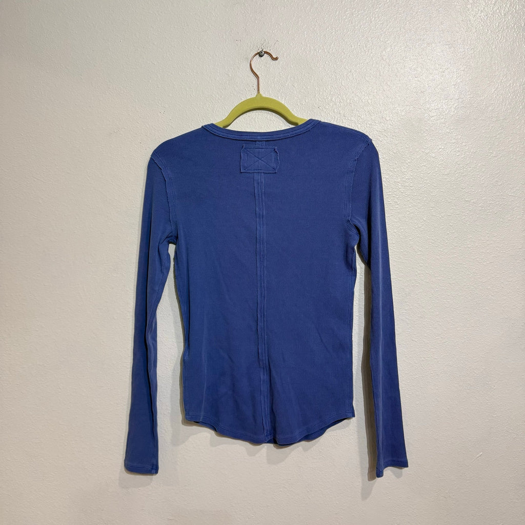 We The Free Free People Cold River Blue Ribbed Long Sleeve Henley Top Sz S NWT