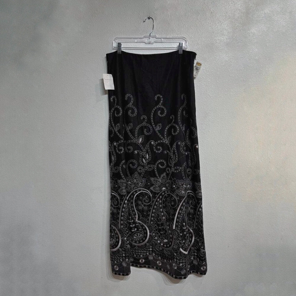 Talbots Black Maxi Skirt Embroidered Hem Boho Elegant Sz 16 NWT