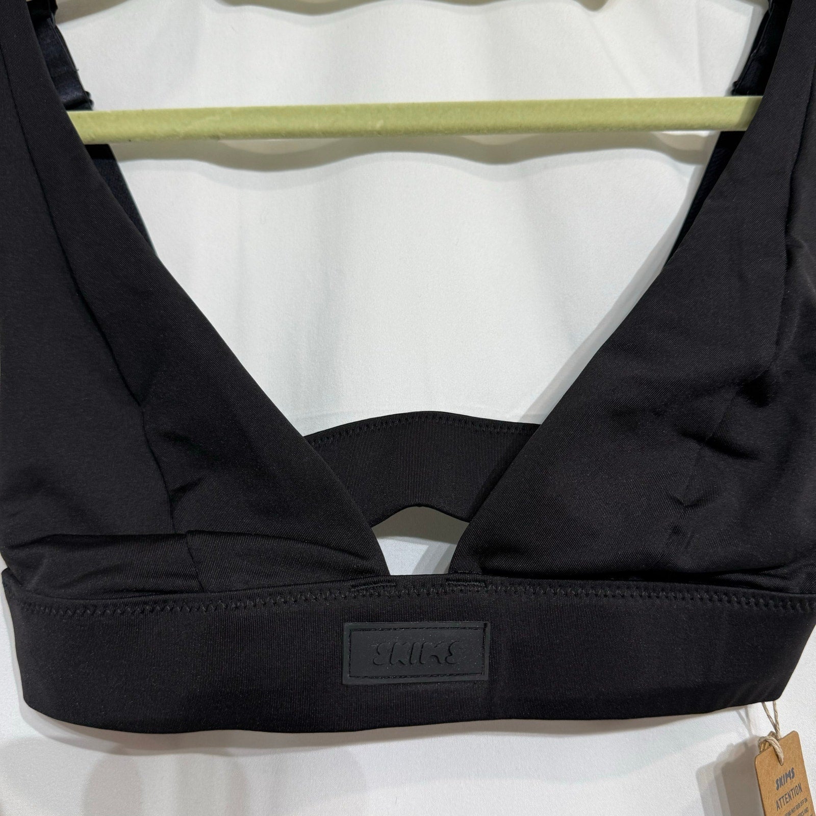 SKIMS Signature Swim Onyx Black Plunge Bikini Top Sz XXS NWT
