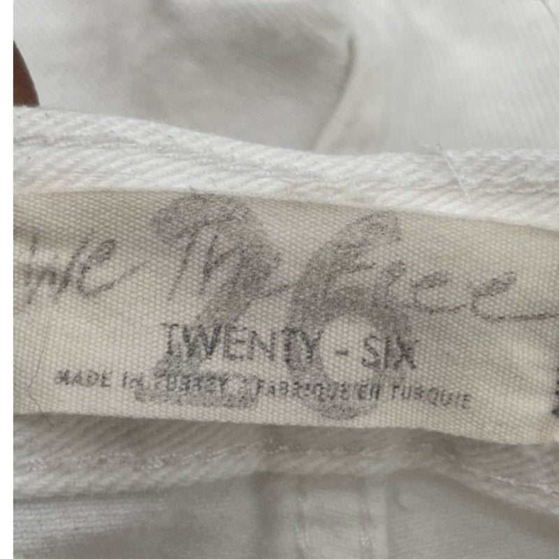 Free People Optic White Maggie Distressed Shorts Sz 26 NWT