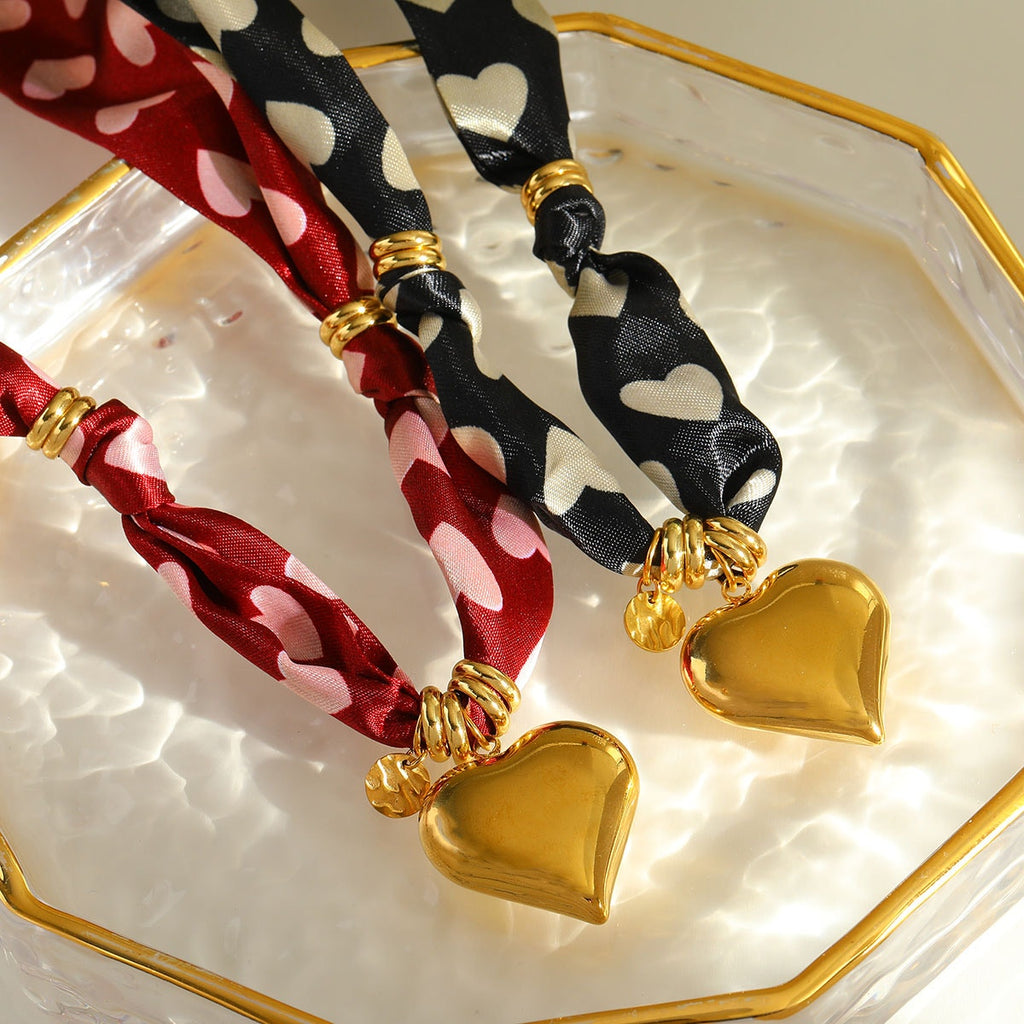 Heart Print Scarf Necklace Gold Heart Pendant Coquette Statement Necklace NIB