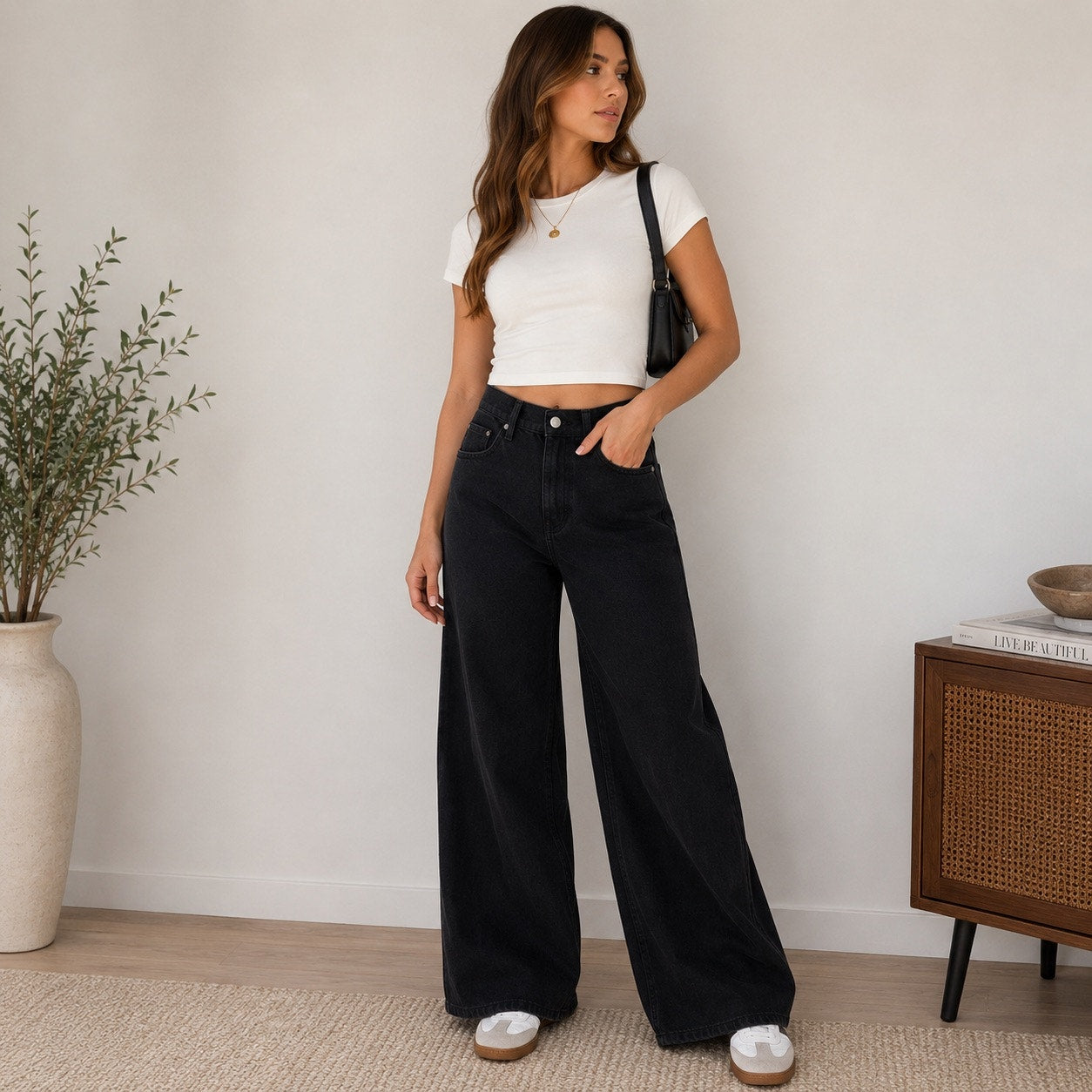 Zara Black Mid Rise Loose Fit Wide Leg Jeans Sz 8 NWT