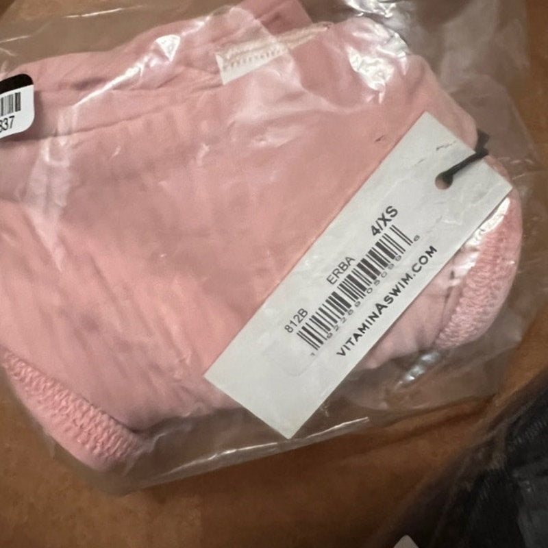 Vitamin A Pink 2-Piece Set Lou Bikini Sz 4 NWT