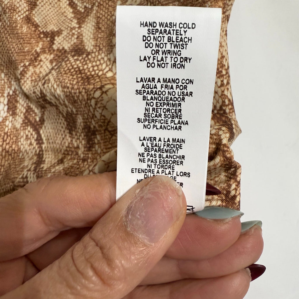 Vitamin A Swim Sand Snake Print Jenna High Leg One Piece  Sz XS NWT