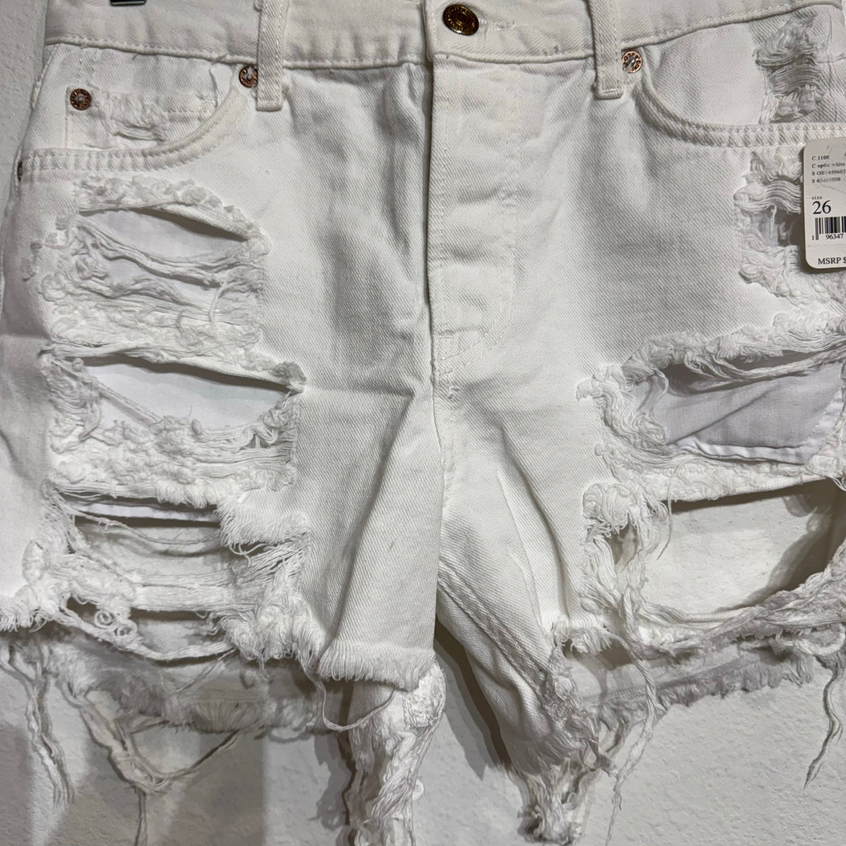 Free People Optic White Maggie Distressed Shorts Sz 26 NWT