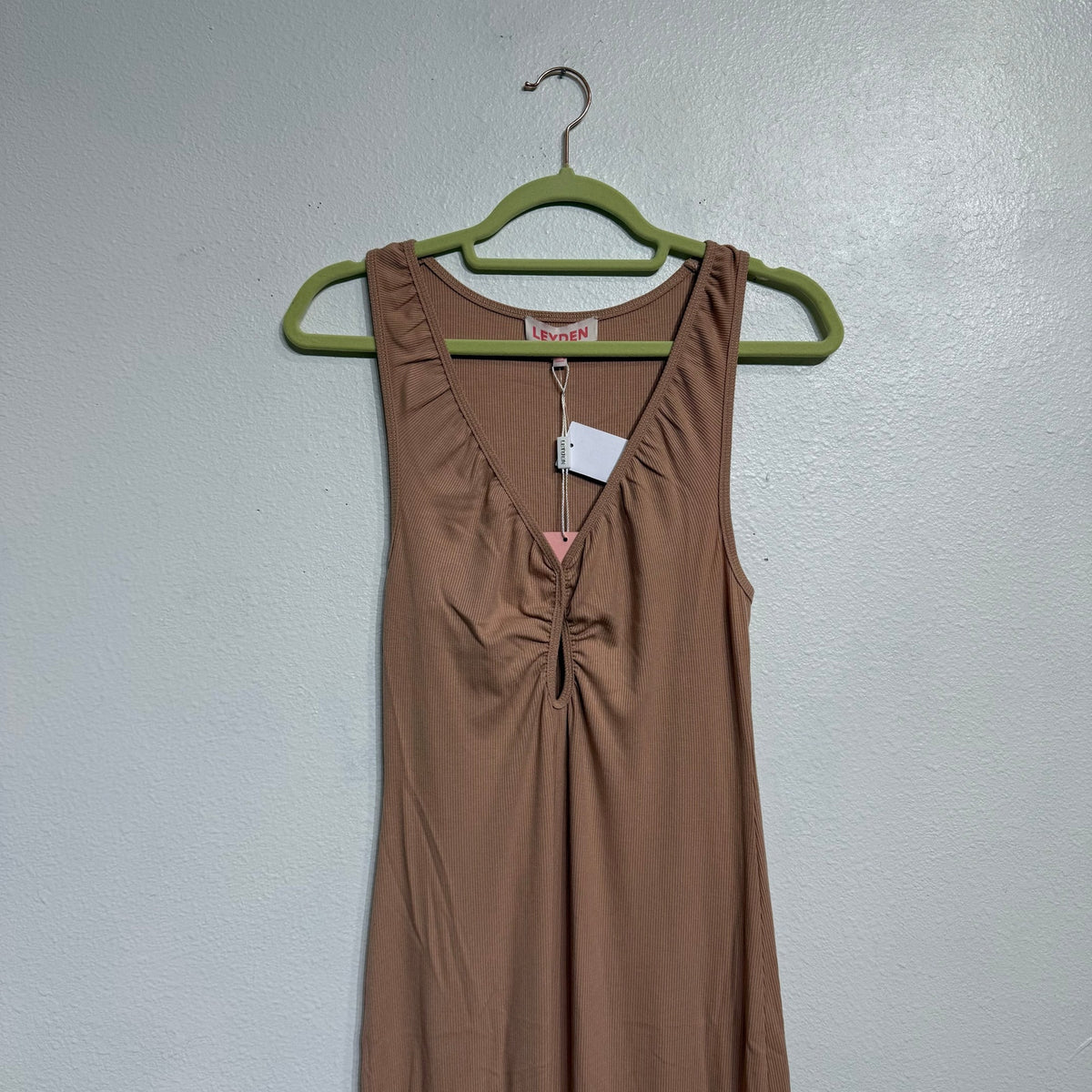 Leyden Almond Ribbed Sleeveless Midi Dress Sz M NWT