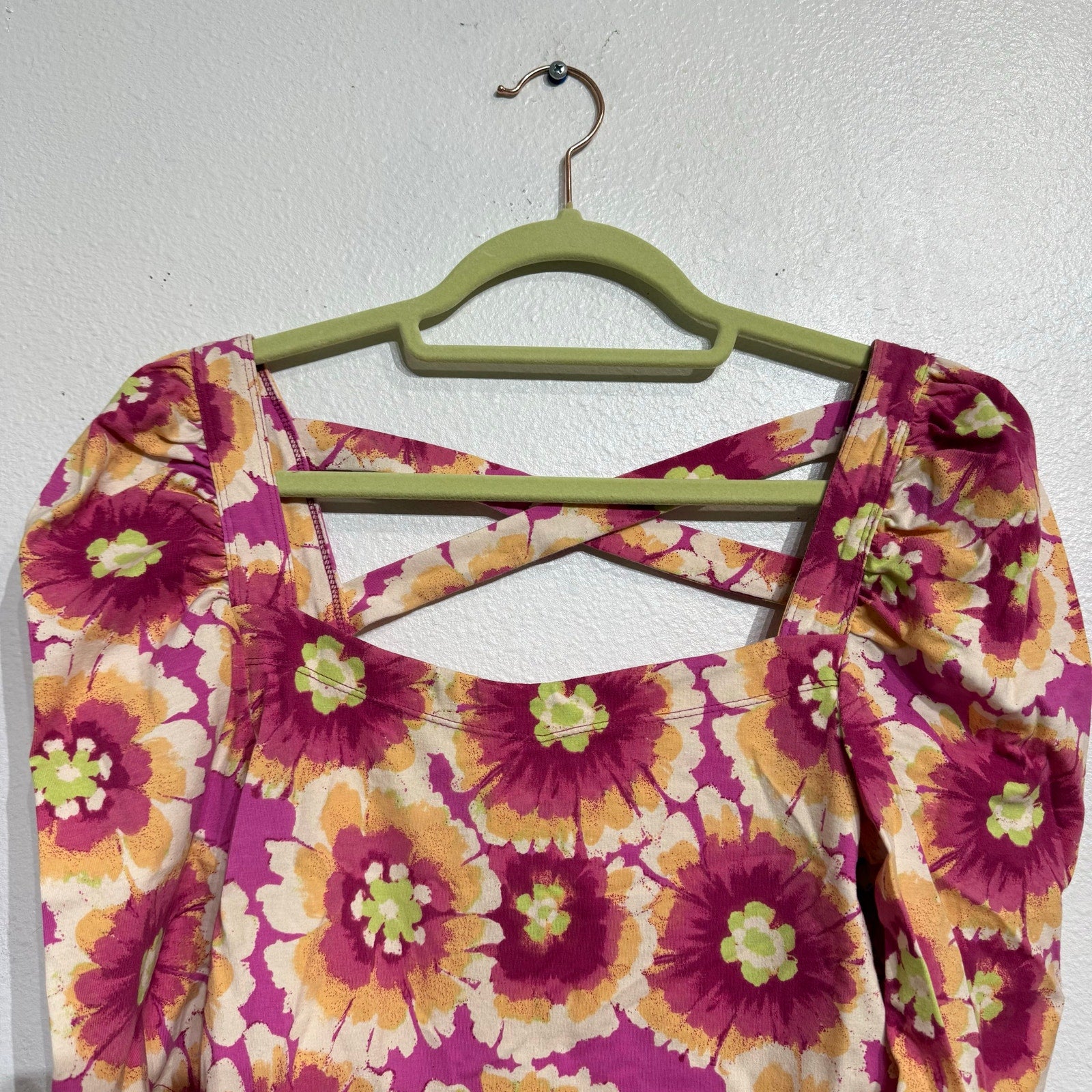 Free People Pink Combo Give Me More Floral Top Sz XS NWT