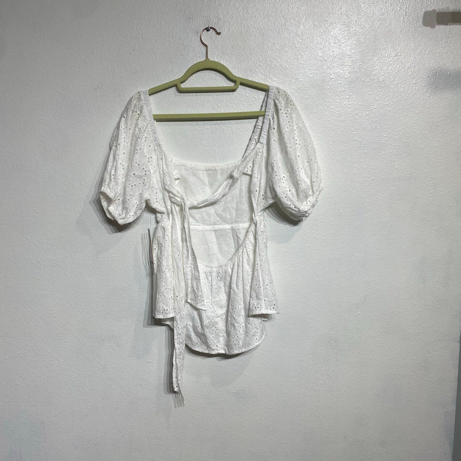 Aqua White Babydoll Eyelet Top Sz M NWT