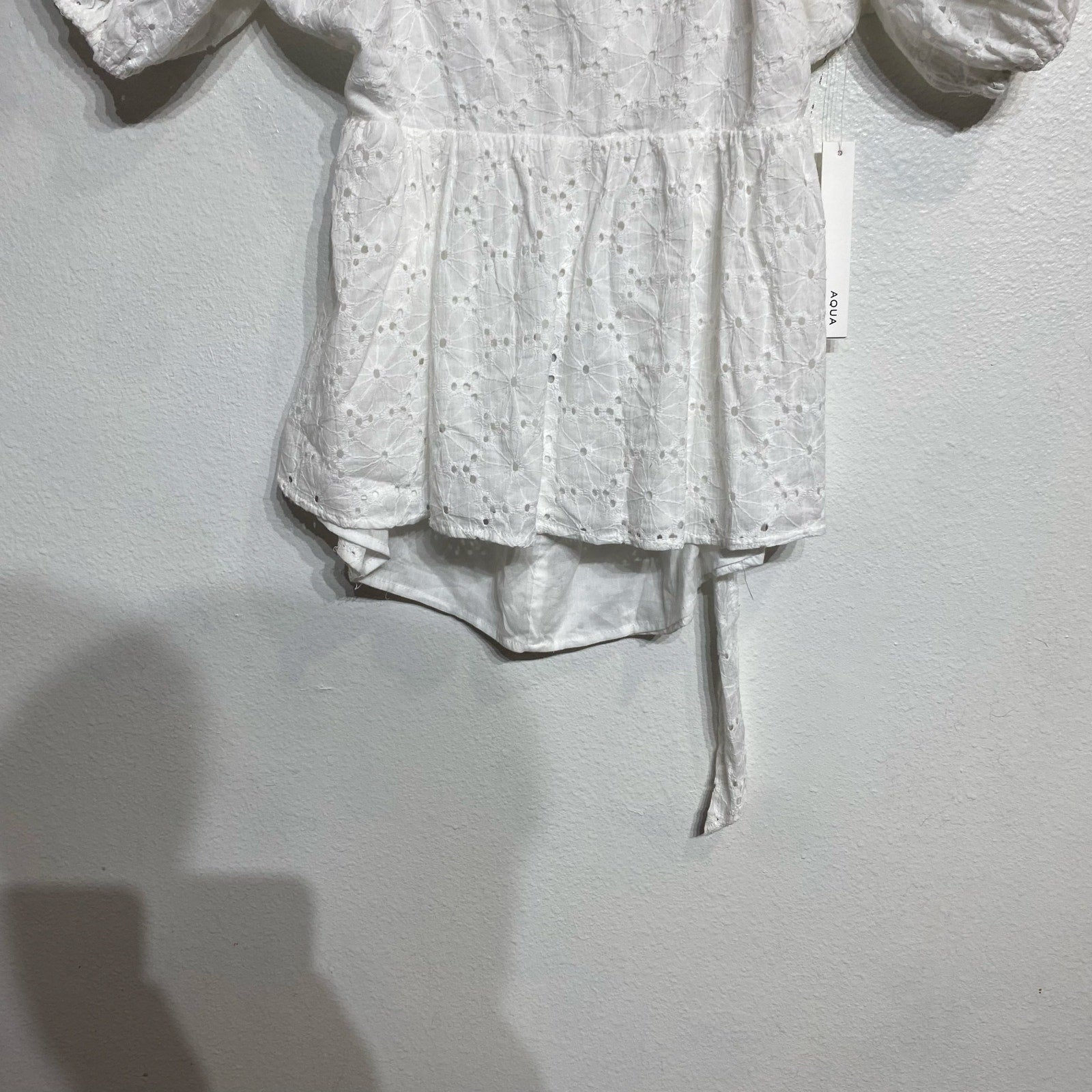 Aqua White Babydoll Eyelet Top Sz M NWT