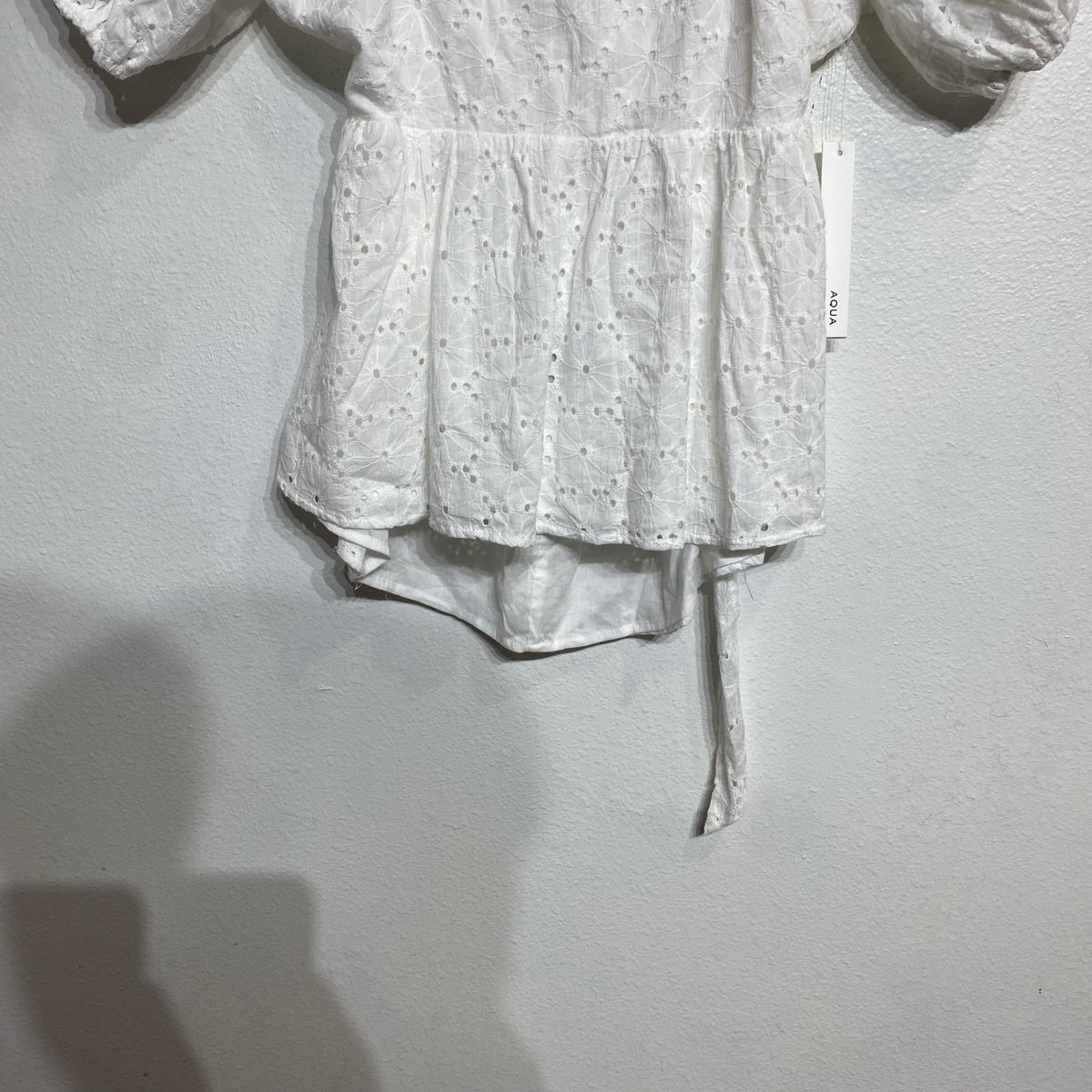 Aqua White Babydoll Eyelet Top Sz M NWT