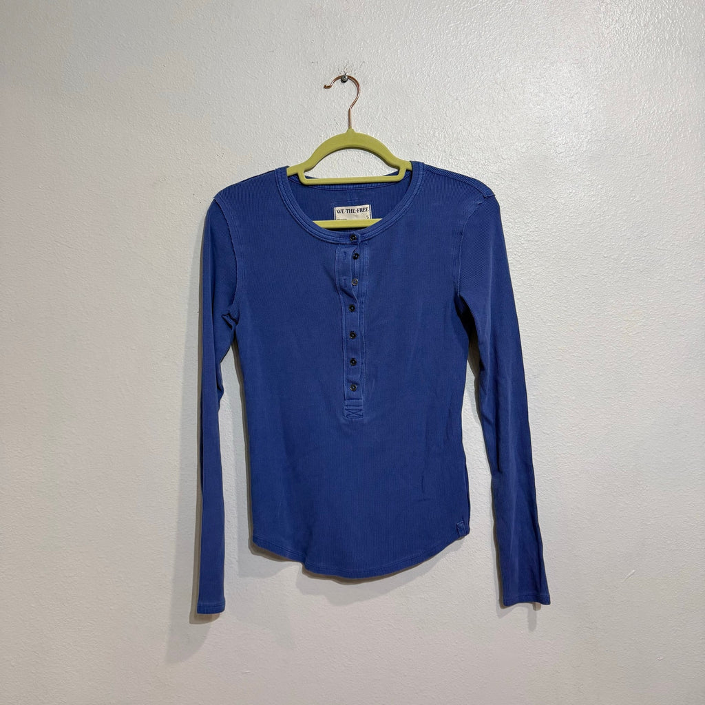 We The Free Free People Cold River Blue Ribbed Long Sleeve Henley Top Sz S NWT