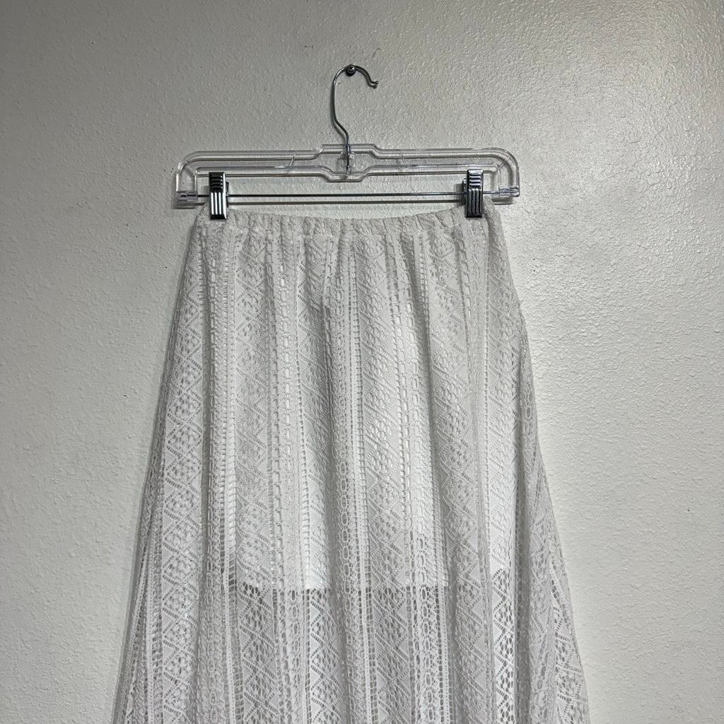 BB DAKOTA White The Seeker Crochet Maxi Skirt Sz XS NWT