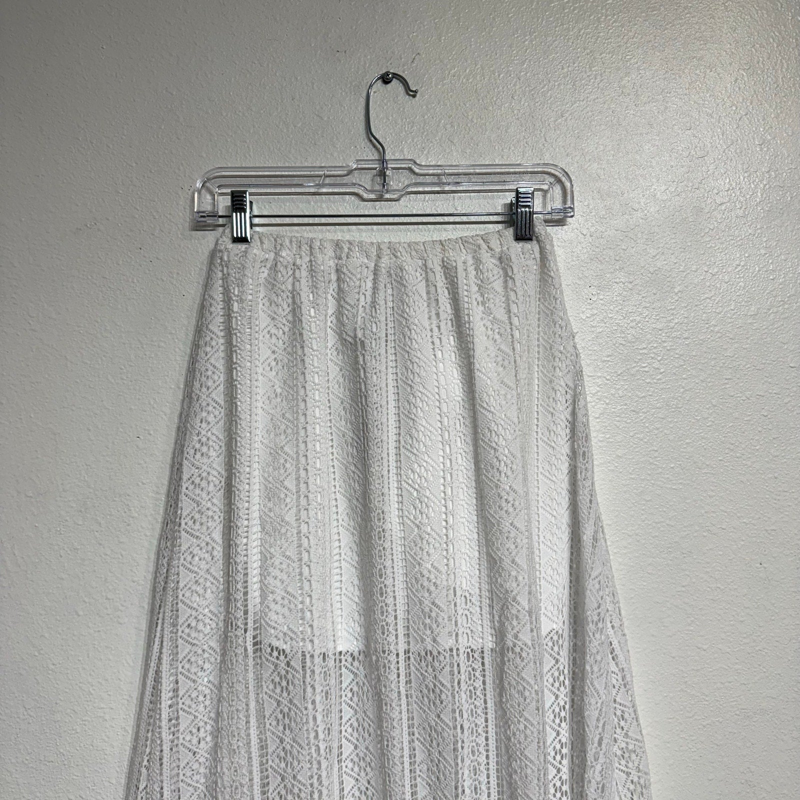 BB DAKOTA White The Seeker Crochet Maxi Skirt Sz XS NWT