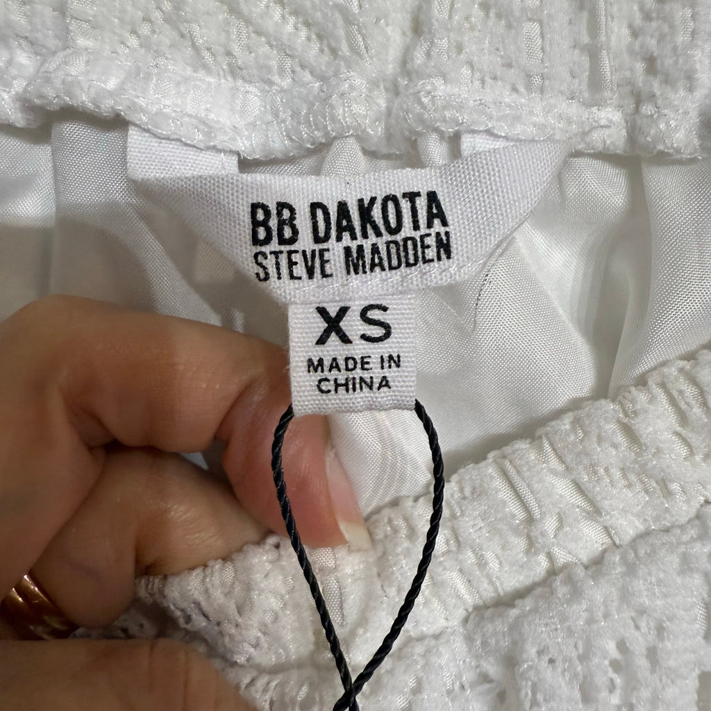 BB DAKOTA White The Seeker Crochet Maxi Skirt Sz XS NWT