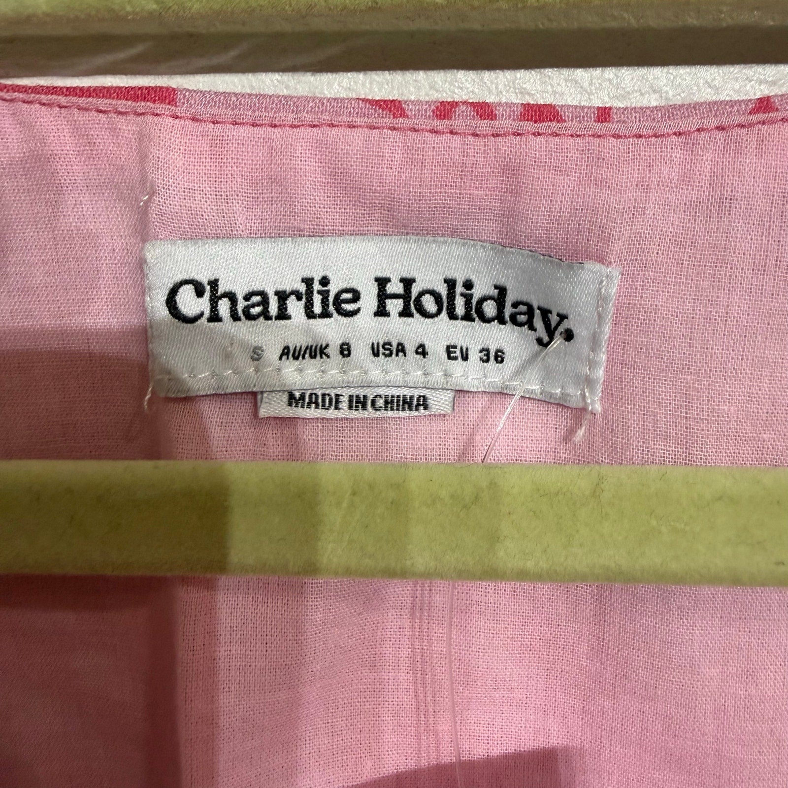 Charlie Holiday Pink Hibiscus Madonna Underwire Floral Crop Top Sz S NWT