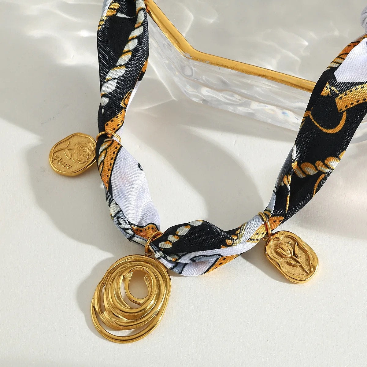 Chain Print Scarf Necklace Gold Spiral Pendant Statement Necklace NIB
