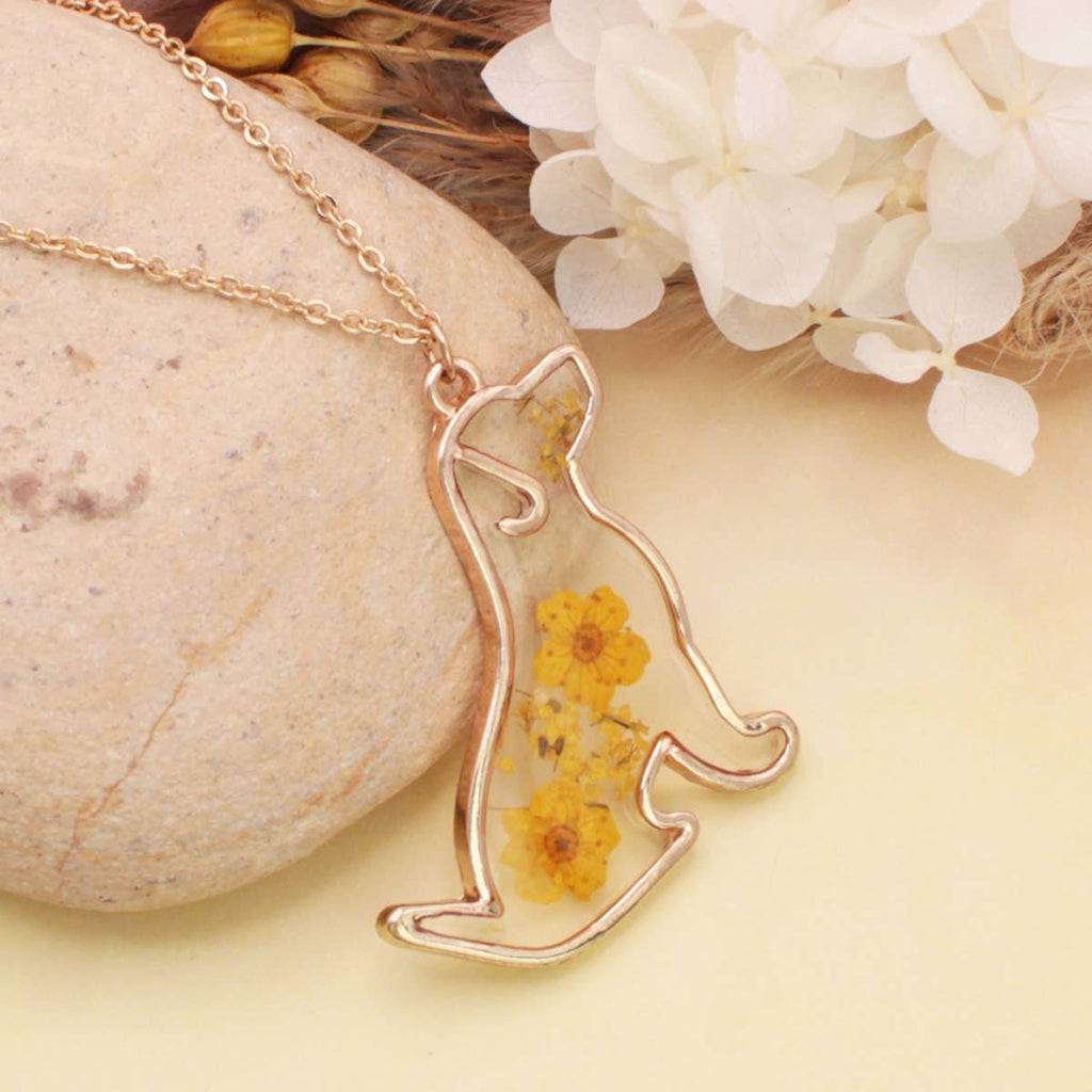 Floral Friend Gold Dog Dried Flower Necklace