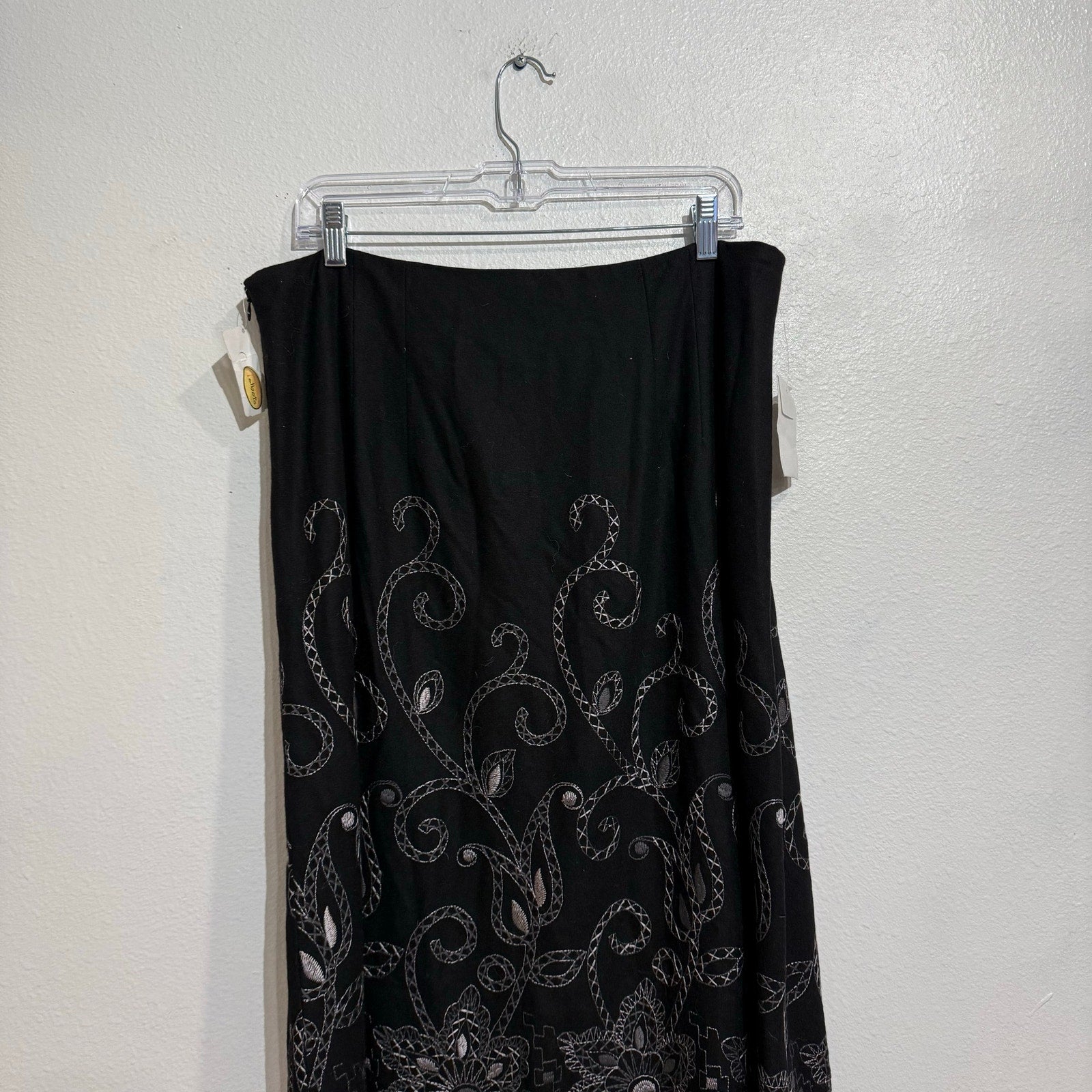 Talbots Black Maxi Skirt Embroidered Hem Boho Elegant Sz 16 NWT