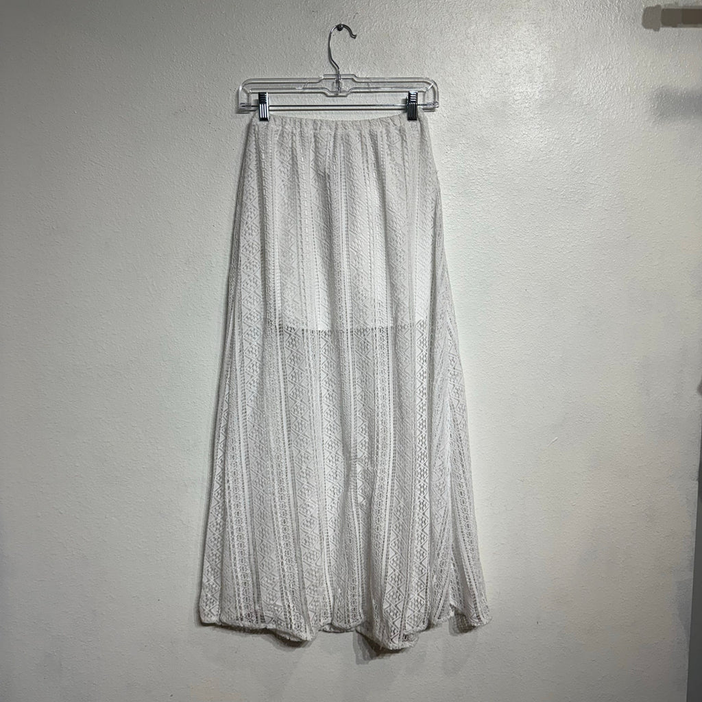 BB DAKOTA White The Seeker Crochet Maxi Skirt Sz XS NWT