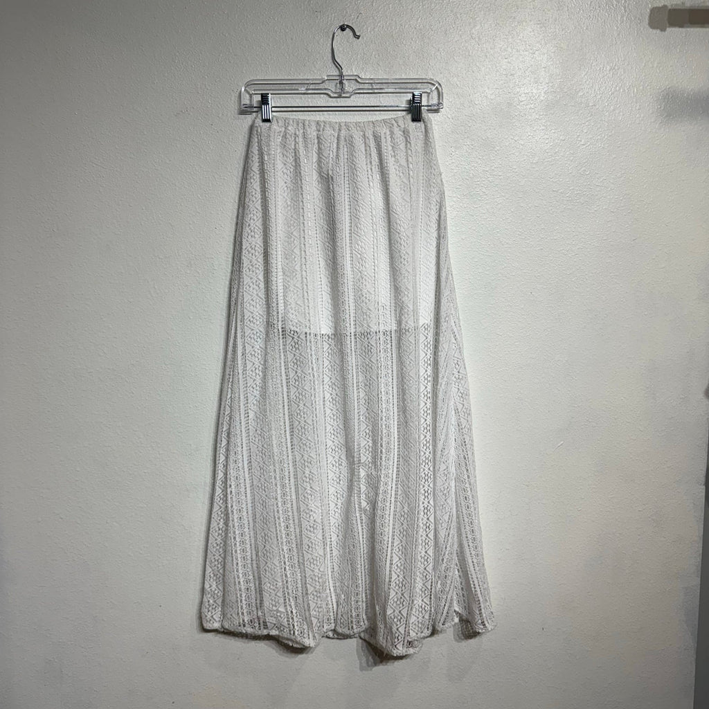 BB DAKOTA White The Seeker Crochet Maxi Skirt Sz XS NWT
