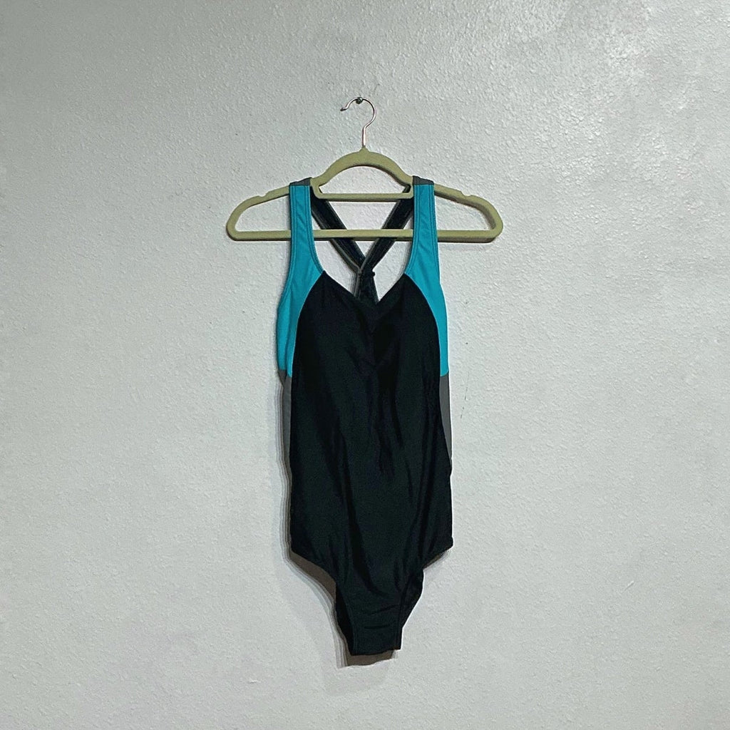 Charmo Black Colorblock One Piece Slimming Swimsuit Black Sz M NWT